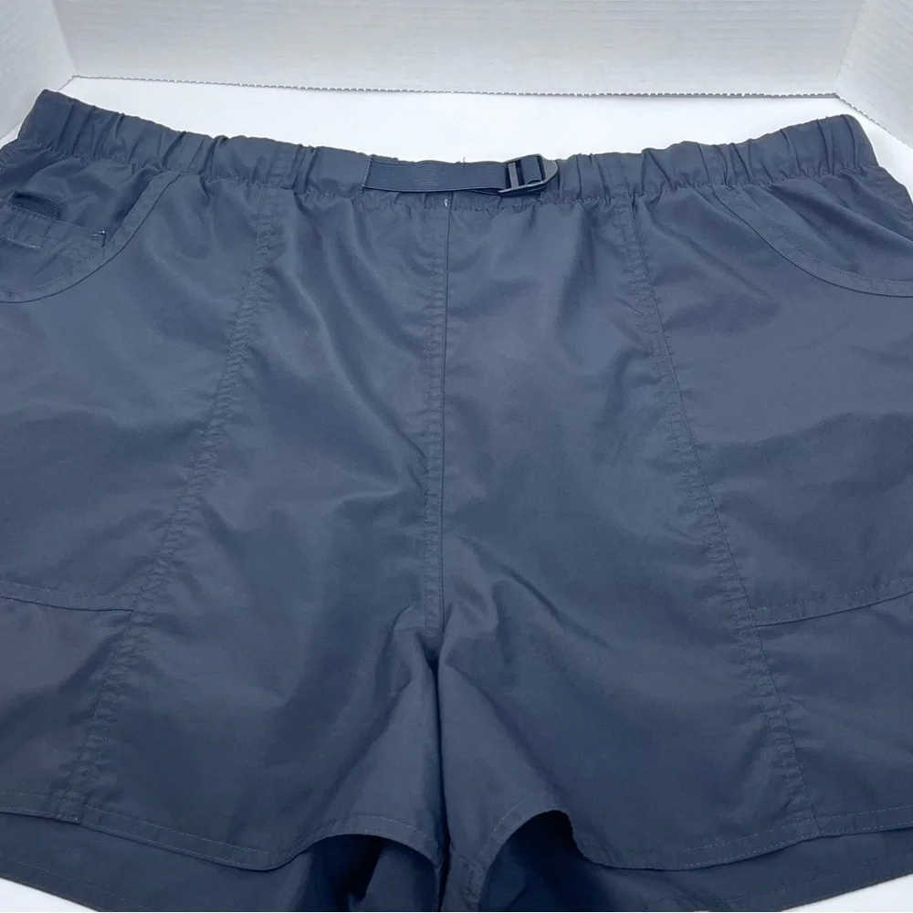 Lands End Outdoors Women's Belted Polyester HIking Shorts Size XL; Outdoor